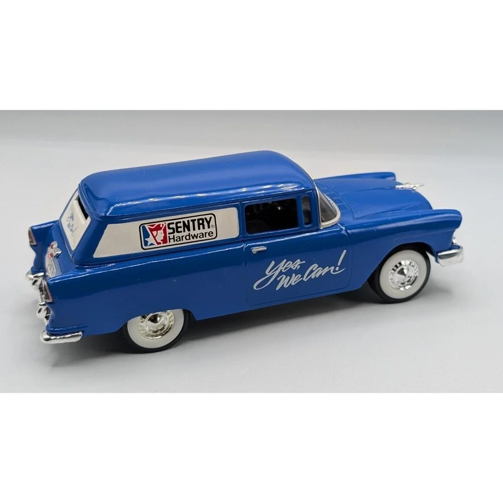 Liberty Classics Sentry Hardware 1955 Chevy Sedan Delivery BANK 1/25 Scale